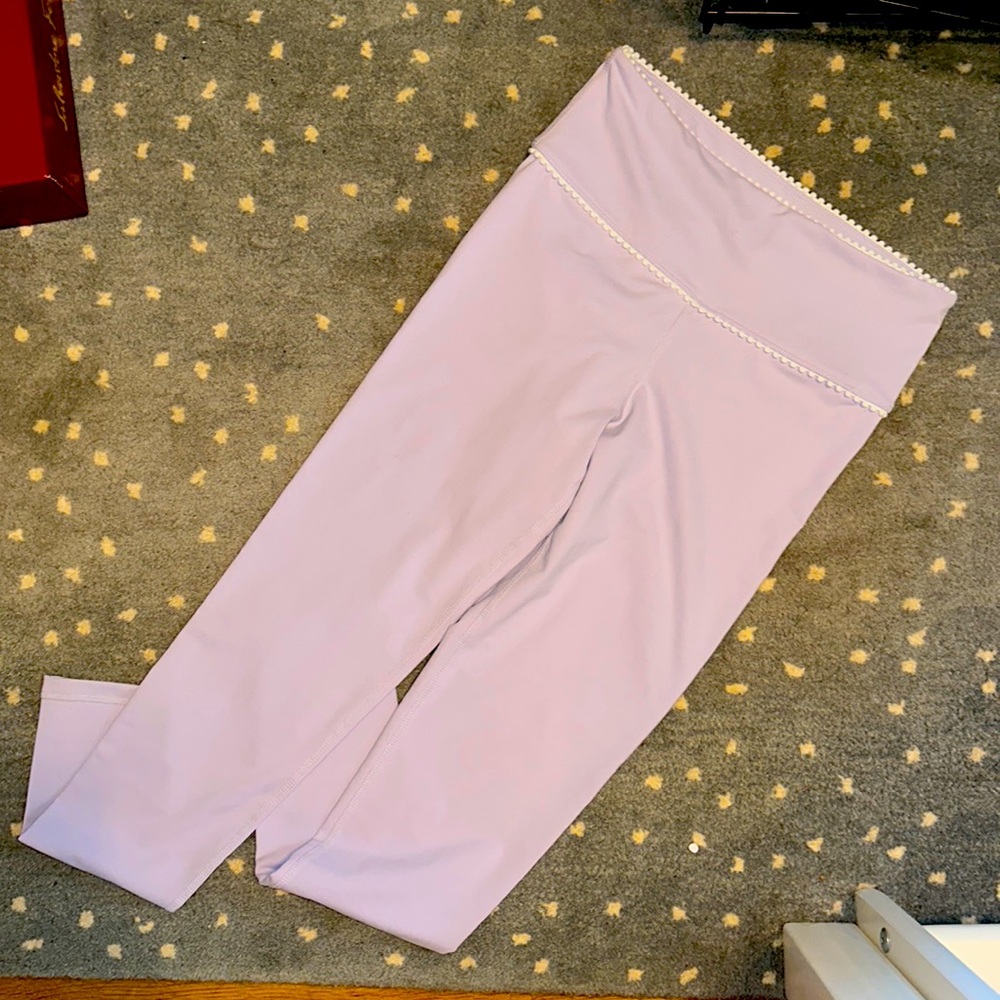 Mono B Lavender Leggings W/ Pom Pom Trim Size M NWT